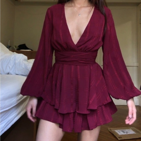 Princess polly String of Stars Romper playsuit wine size 0 - Picture 1 of 3